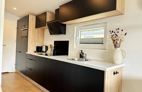 Sint Maarten House | Enjoy your view in this beautiful chalet on the water
