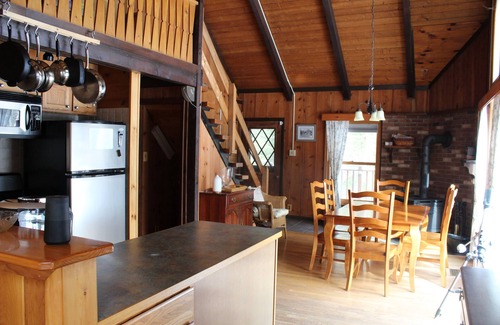 Jewett House | Enjoyable 3-bedroom, 2 full bath cabin-style house in Jewett