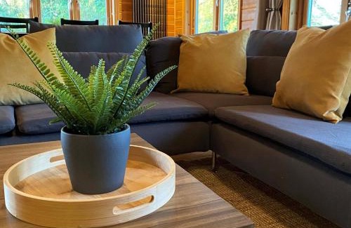 Great Ayton House | Enlighten Lodge Great Ayton Yorkshire