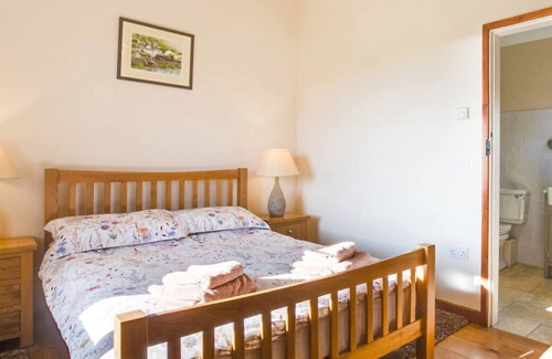 Talybont Ski Chalet | Enlli Lodge in the beautiful Barmouth