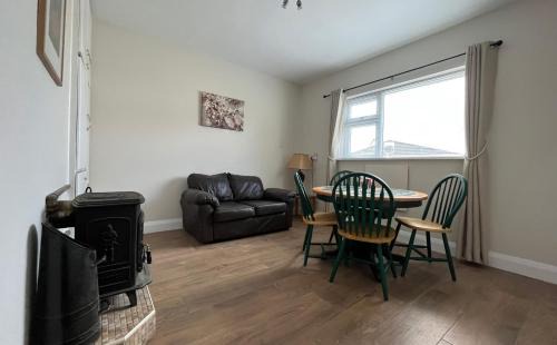 Keadue House | Enniscrone - AitEabha Country Cottage