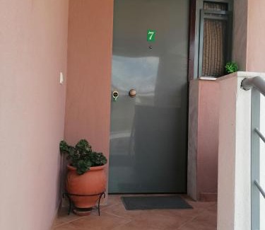 Nikita Apartment | Enoikiazomena diamerismata mezonetes Giannakoudis No7