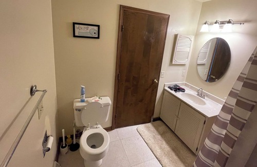 Sylvania House | Enormous clean house with many amenities and in a safe quiet neighborhood!