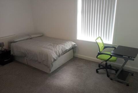 Burnley House | Ensuite Double-bed (E4) close to Burnley city ctr.