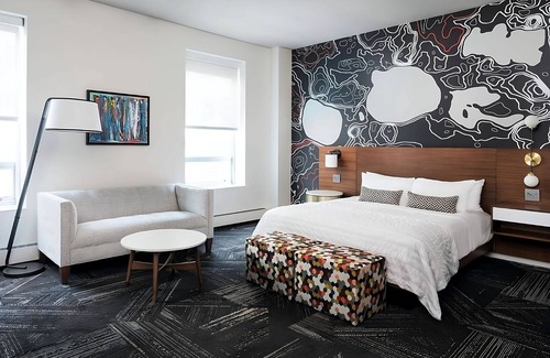 Downtown Minneapolis Hotel | Ensuring a Very Comfortable & Memorable Stay! Near Bakken Library & Museum