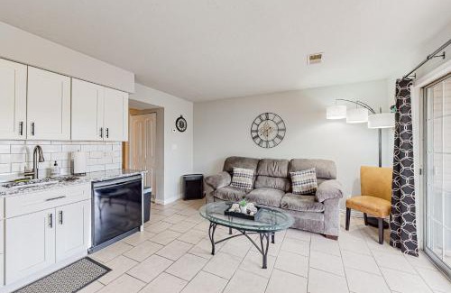 Table Rock Apartment | Entertainer's Landing, Unit 3
