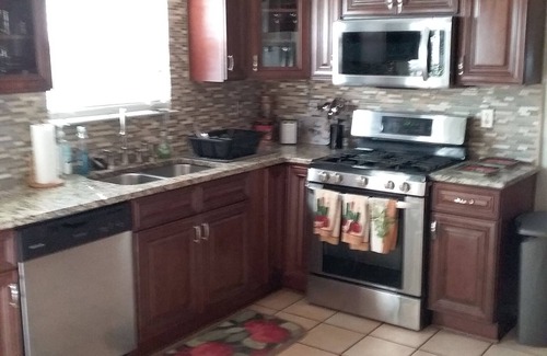 Snellville House | Entertainment 4539