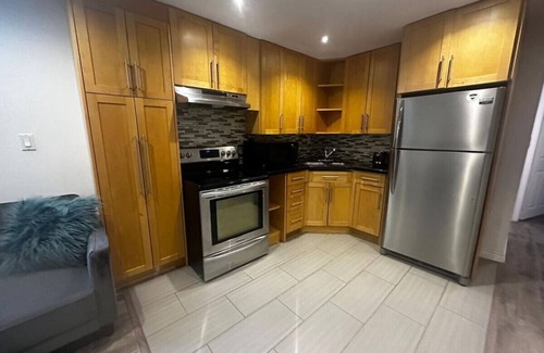 Richmond Hill Apartment | Entire 2 Bedrooms apartment Richmondhill