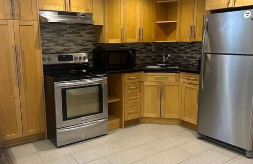 Richmond Hill Apartment | Entire 2 Bedrooms apartment Richmondhill