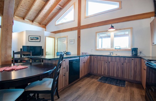 Saskatchewan Cabin | Entire Cabin, Fully Equipped, Across from the water. Fisherman approved.
