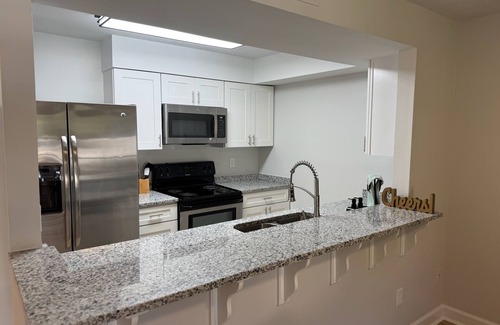 Columbia Condo | Entire Condo - Safe, Gated Community - 4 miles to Downtown Columbia