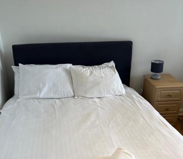 Great Yarmouth Apartment | Entire Flat With View to River Yare, H 1