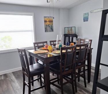 Kenneth City House | Entire Home 3BR 1BA Sleeps 6 St Pete, FL Spacious Private Backyard