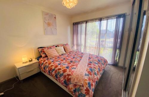 Werribee House | ENTIRE HOME IN WERRIBEE,BEST POSSIBLE LOCATION YOU CAN FIND