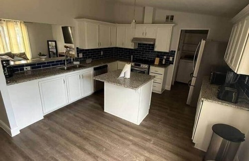 Fort Worth House | Entire Home with 6 Beds and Parking
