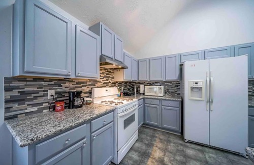 Lakeville House | Entire House | Open & Spacious Home