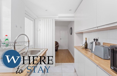 Barrow-in-Furness Apartment | Entire Modern House City Center
