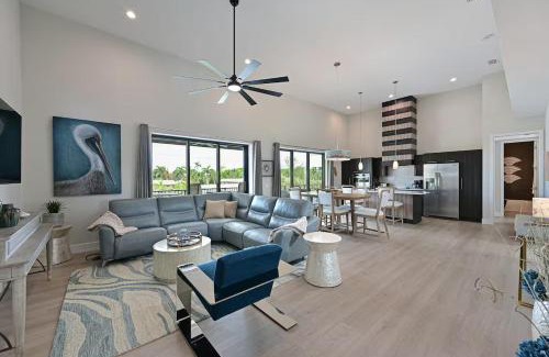 Siesta Key House | Entire Siesta Key Beach House - 6 BR, Pool & Ocean Access