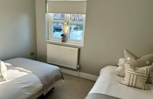 Liverpool House | Entire Town House In Liverpool Marina