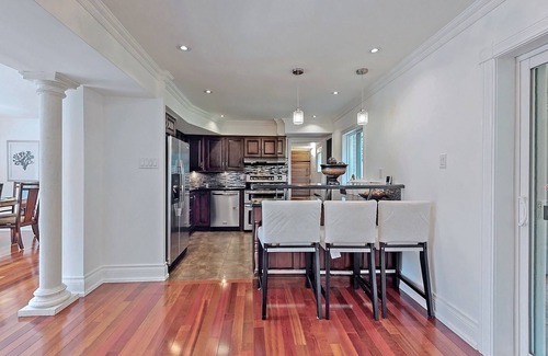 Toronto House | Entire unshared cozy house for your entire family