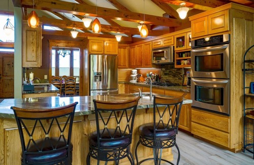 Baker City Apartment | Entire Wunder Mine Estate