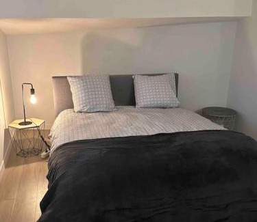 Mireval Apartment | Entre Vignes et Mer, avec Wifi, Clim et Netflix