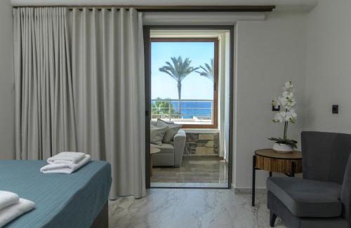 Heraklion Hotel | Envy Seaside Suites,By IdealStay Experience