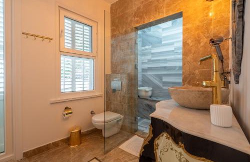 Adalar Apartment | Epic Escape Homes