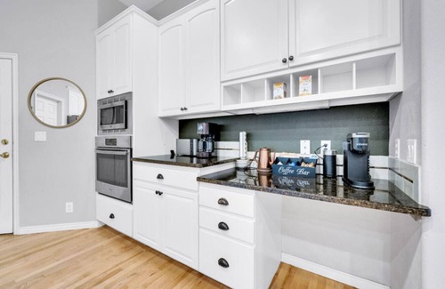Highlands Apartment | Epic Hillside Retreat Htd Pool HotTub Golf 4400sf