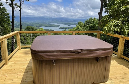 Hiawassee House | Epic Mountain Views/Spa with a view