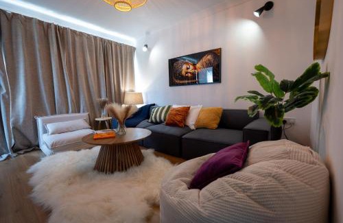 Norwich House | Epiphany homes - 4 bedroom house in Norwich - Contractor friendly - close to airport and hospital