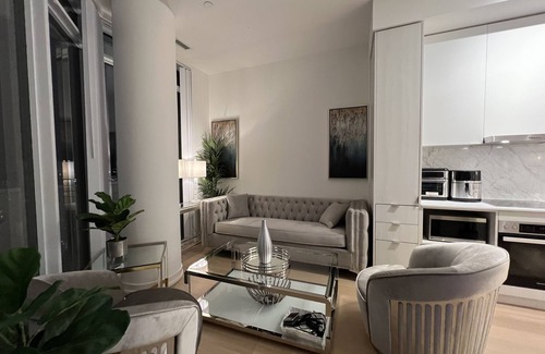 Downtown Toronto Condo | Epitome luxury lifestyle by the Lake, Fully Furnished Executive Penthouse PH112