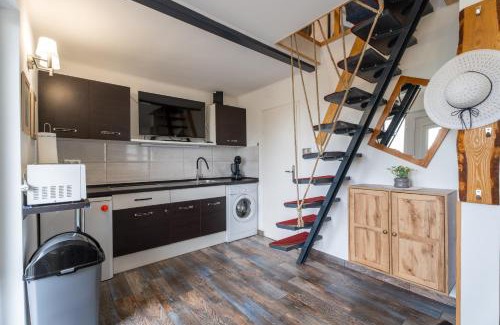 Magyarhertelend Apartment | Erdőszéli Házikó szaunával és jakuzzival