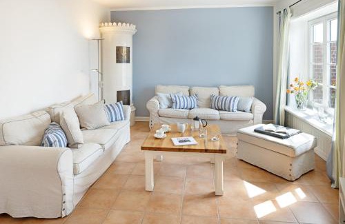 List House | Erika