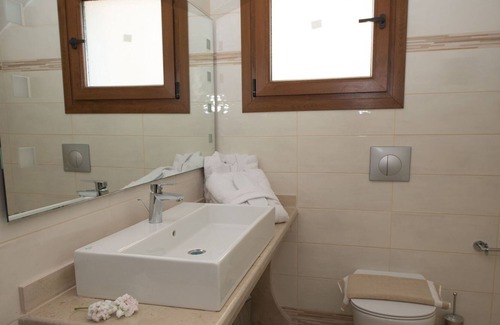 Erikousa Island Apartment | Erikousa Palace Double Suite 3