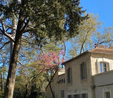 Noves Bed & Breakfast | Ermitage Notre Dame de Vacquieres