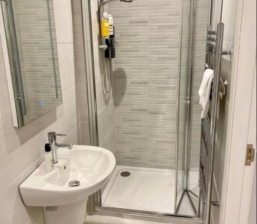 Enniskillen Apartment | Erne Getaway No.5 Brand new 1 bed apartment