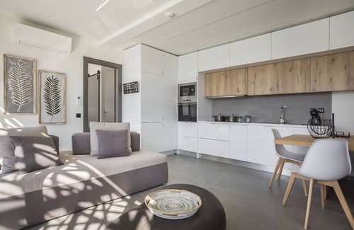 Valerianos Hotel | Erolidae Villas