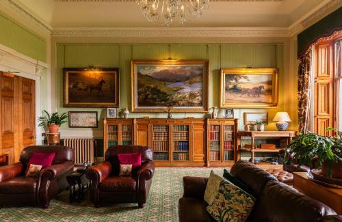 Errol House | Errol Park - Grand Stately Home & Views