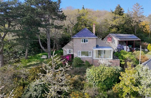 Conwy Cottage | Eryl - Three Bedroom Cottage, Sleeps 5