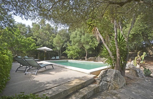Arta Cottage | Es Romagueral - Beautiful house with forest, pool, and air conditioning in Mallorca