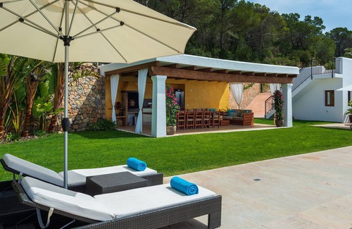 Sant Carles de Peralta Villa | LLOSAS DE DALT (CAN) Villa. Ibiza. Spectacular house near Las Dalias street market