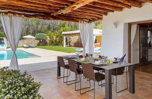 Sant Carles de Peralta Villa | LLOSAS DE DALT (CAN) Villa. Ibiza. Spectacular house near Las Dalias street market