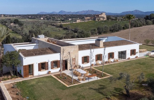 Maria de la Salut Ski Chalet | Spectacular designer villa 10 minutes from Playa de Muro