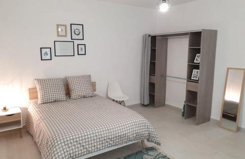 Pezenas Apartment | Escapade au cœur historique de Pézenas