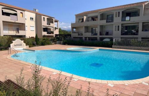 Le Beausset House | Escapade aux vignes d'azur