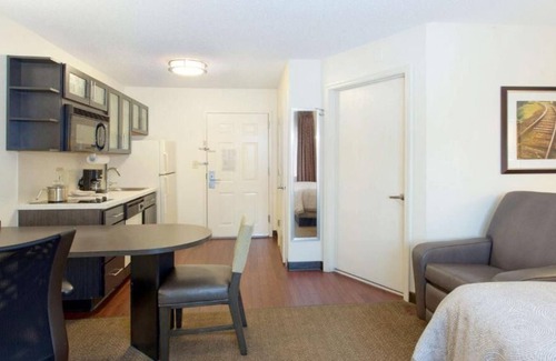 Fossil Creek House | Escape The Hustle and Bustle! Pet-Friendly Property, Free Parking