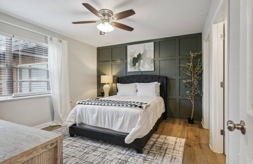 Hampton Apartment | Escape to our serene Hampton hideaway, where convenience meets coastal charm