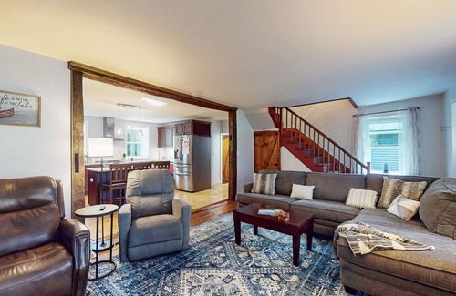 Chazy House | Escape to this spacious lakefront retreat with W/D, AC, firepit, & grill