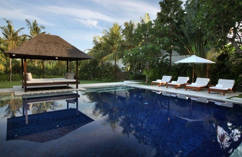 Batu Bolong Villa | Escape to Your Dream Villa in Canggu’s Exclusive Oasis 1000